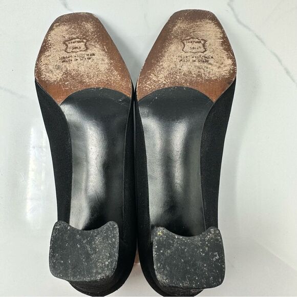 Stuart Weitzman Kitten Heels- Size 8.5 - Picture 13 of 14